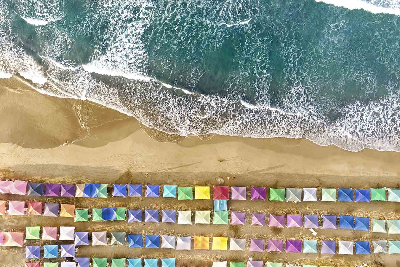Beach Vacationing - Acrylic Wall Art - Art Boutike